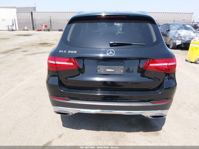 45273364 :رقم المزاد ، WDC0G4JBXGF007137 vin ، 2016 Mercedes-benz Glc 300 مزاد بيع