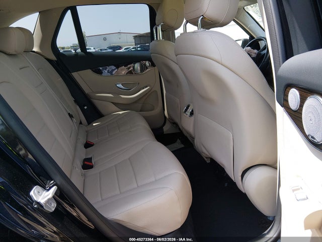 WDC0G4JBXGF007137 Mercedes-Benz GLC 300