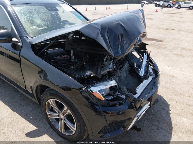 45273364 :رقم المزاد ، WDC0G4JBXGF007137 vin ، 2016 Mercedes-benz Glc 300 مزاد بيع