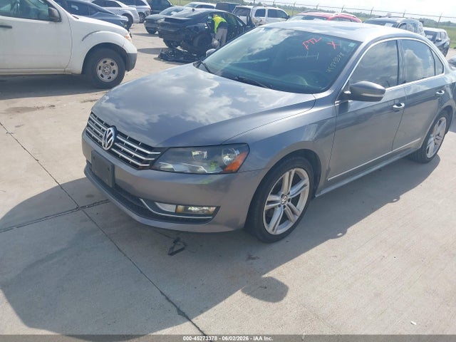 Продаж на аукціоні авто 2015 Volkswagen Passat 2.0l Tdi Sel Premium, vin: 1VWCV7A3XFC056063, номер лоту: 45273378