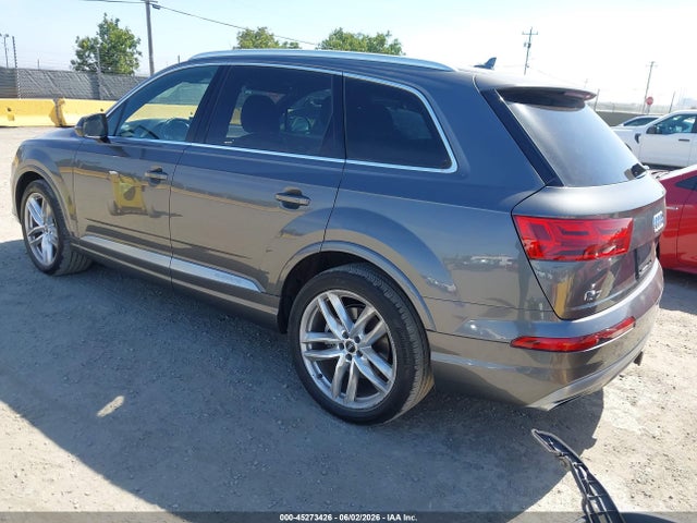 WA1VAAF73JD044303 Audi Q7 3.0t Premium