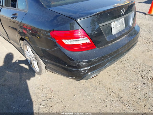 Aukcja sprzedaży 2013 Mercedes-benz C 300 Sport 4matic, vin: WDDGF8AB0DR296981, numer aukcji: 45273433