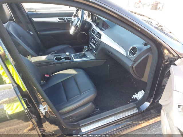Aukcja sprzedaży 2013 Mercedes-benz C 300 Sport 4matic, vin: WDDGF8AB0DR296981, numer aukcji: 45273433