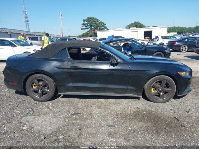 45273479 :رقم المزاد ، 1FATP8EM7F5400996 vin ، 2015 Ford Mustang V6 مزاد بيع