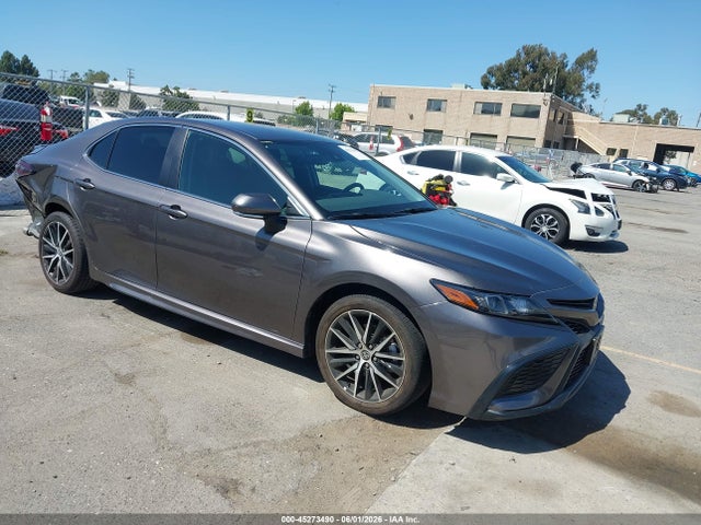 2024 Toyota Camry Se მანქანა იყიდება აუქციონზე, vin: 4T1G11AK4RU847543, აუქციონის ნომერი: 45273490