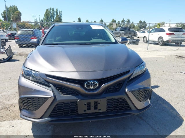 2024 Toyota Camry Se მანქანა იყიდება აუქციონზე, vin: 4T1G11AK4RU847543, აუქციონის ნომერი: 45273490