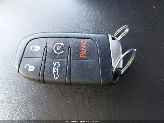 Продаж на аукціоні авто 2016 Chrysler 200 Limited Platinum, vin: 1C3CCCABXGN192471, номер лоту: 45273501