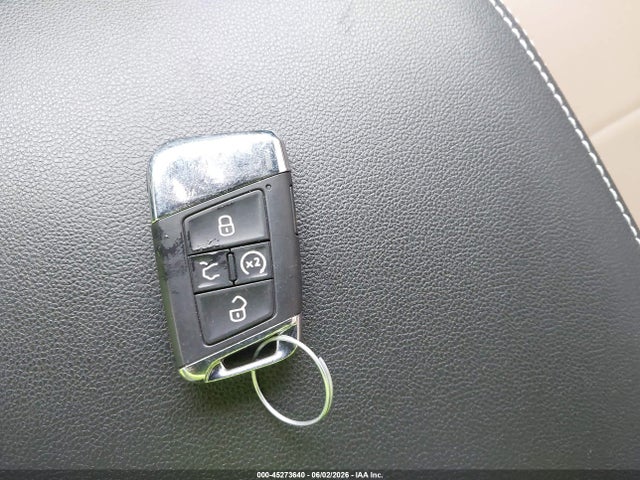 45273640 :رقم المزاد ، 1V2WE2CA5NC212702 vin ، 2022 Volkswagen Atlas Cross Sport 3.6l V6 Se W/technology مزاد بيع