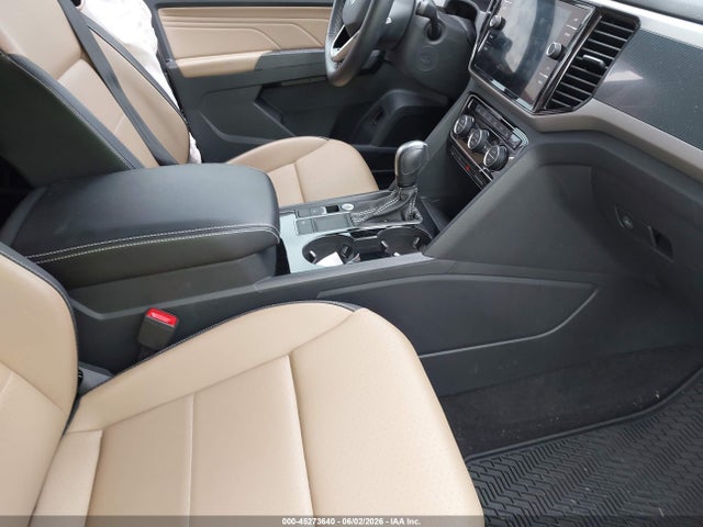 45273640 :رقم المزاد ، 1V2WE2CA5NC212702 vin ، 2022 Volkswagen Atlas Cross Sport 3.6l V6 Se W/technology مزاد بيع