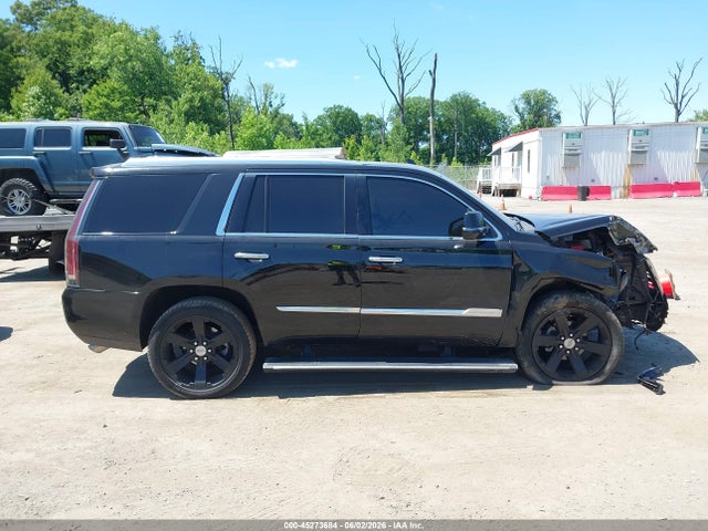 Продажа на аукционе авто 2016 Cadillac Escalade Platinum, vin: 1GYS4DKJ0GR302270, номер лота: 45273684