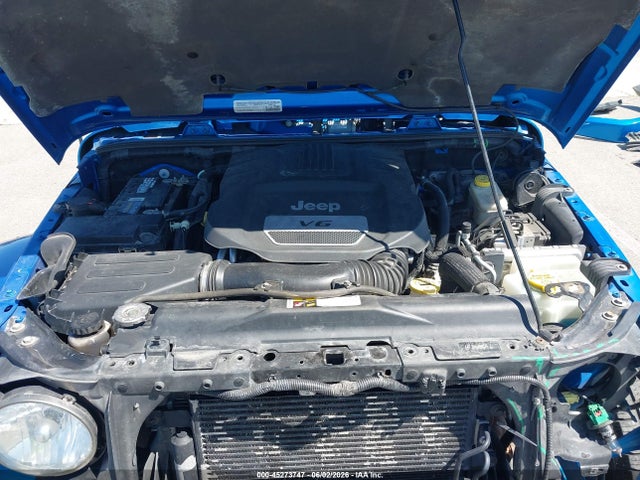 1C4BJWEG3FL555708 Jeep Wrangler Unlimited Sahara
