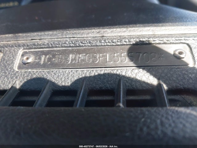 1C4BJWEG3FL555708 Jeep Wrangler Unlimited Sahara