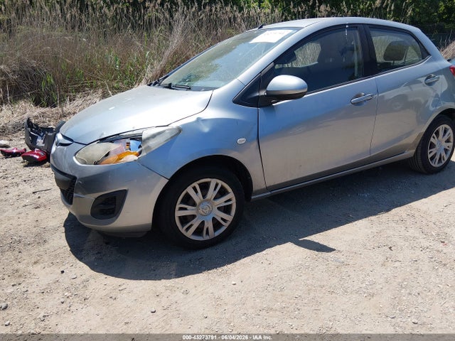 45273791 :رقم المزاد ، JM1DE1HZXB0128342 vin ، 2011 Mazda Mazda2 Sport مزاد بيع
