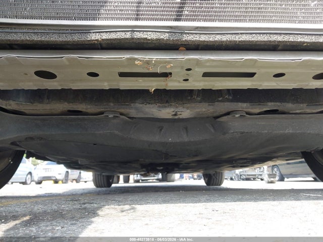 45273918 :رقم المزاد ، 4T1B11HK6KU729967 vin ، 2019 Toyota Camry Le مزاد بيع