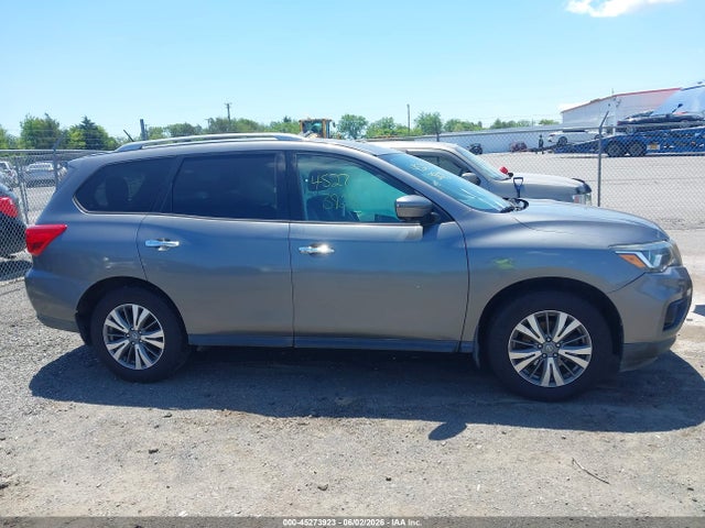 45273923 :رقم المزاد ، 5N1DR2MM5HC619120 vin ، 2017 Nissan Pathfinder Sl مزاد بيع