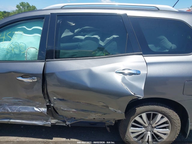 45273923 :رقم المزاد ، 5N1DR2MM5HC619120 vin ، 2017 Nissan Pathfinder Sl مزاد بيع