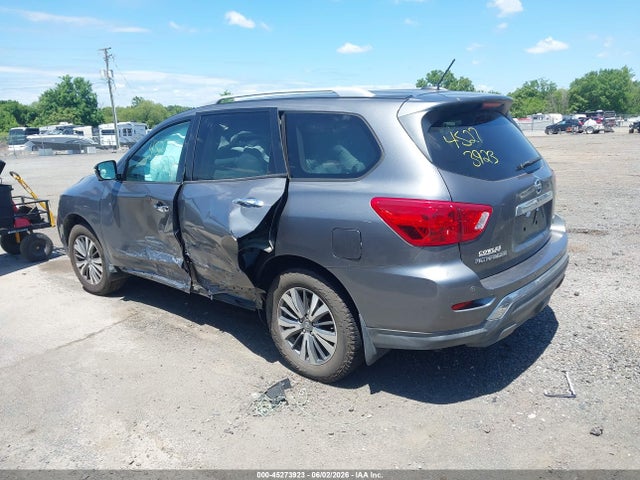 45273923 :رقم المزاد ، 5N1DR2MM5HC619120 vin ، 2017 Nissan Pathfinder Sl مزاد بيع