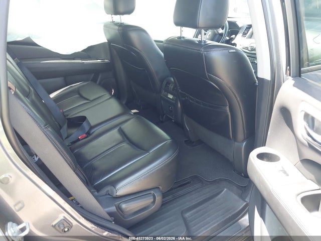 45273923 :رقم المزاد ، 5N1DR2MM5HC619120 vin ، 2017 Nissan Pathfinder Sl مزاد بيع