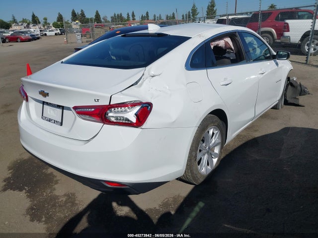 1G1ZD5ST3NF129475 Chevrolet Malibu Fwd Lt