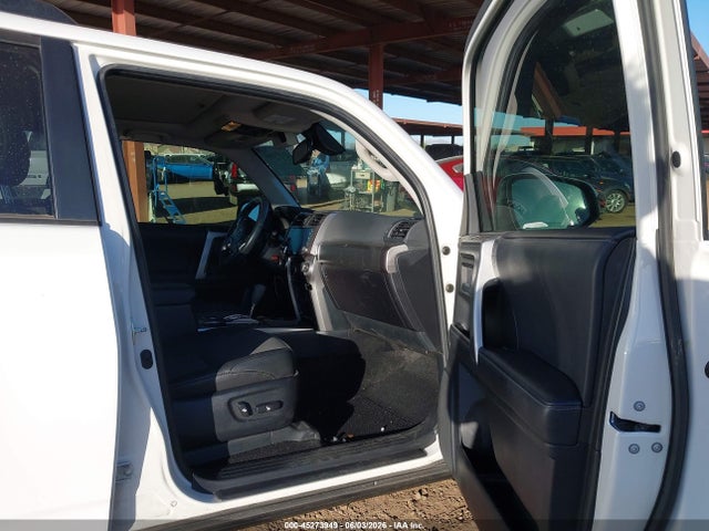Продаж на аукціоні авто 2023 Toyota 4runner Sr5 Premium, vin: JTEFU5JR4P5296206, номер лоту: 45273949