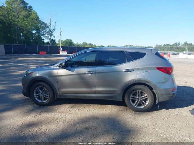 Продажа на аукционе авто 2018 Hyundai Santa Fe Sport 2.4l, vin: 5NMZT3LB9JH094300, номер лота: 45273972