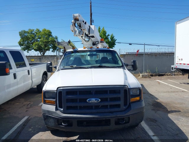 Продажа на аукционе авто 2007 Ford F-350 Chassis Xl/xlt, vin: 1FDWF36527EA01639, номер лота: 45273982