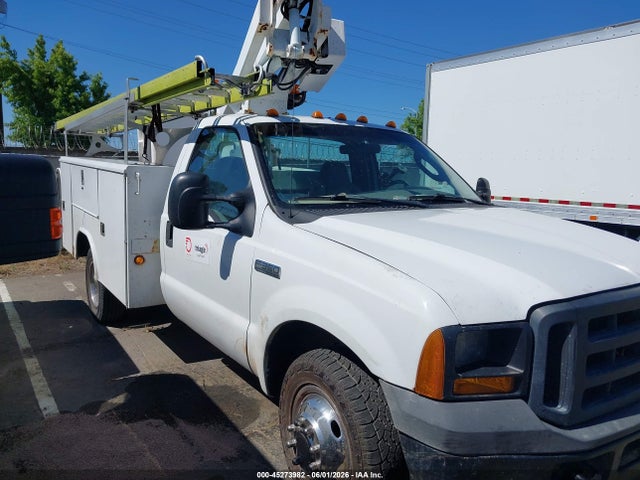 Продажа на аукционе авто 2007 Ford F-350 Chassis Xl/xlt, vin: 1FDWF36527EA01639, номер лота: 45273982