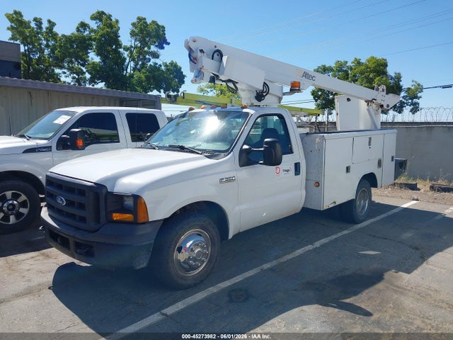 Продажа на аукционе авто 2007 Ford F-350 Chassis Xl/xlt, vin: 1FDWF36527EA01639, номер лота: 45273982