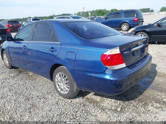2005 Toyota Camry Le მანქანა იყიდება აუქციონზე, vin: 4T1BE32K15U090927, აუქციონის ნომერი: 45273988