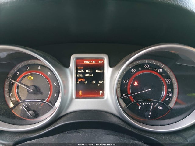 2015 Dodge Journey Sxt მანქანა იყიდება აუქციონზე, vin: 3C4PDCBG0FT569568, აუქციონის ნომერი: 45273999