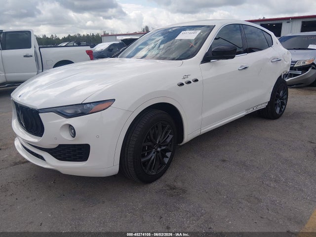 Aukcja sprzedaży 2024 Maserati Levante Gt Ultima, vin: ZN661XUM5RX444443, numer aukcji: 45274105