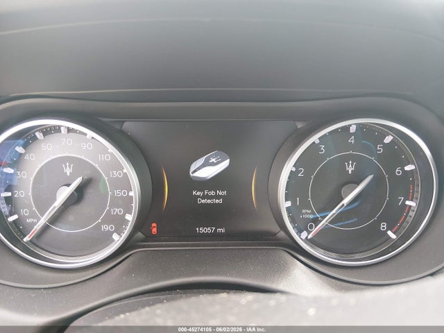 45274105 :رقم المزاد ، ZN661XUM5RX444443 vin ، 2024 Maserati Levante Gt Ultima مزاد بيع