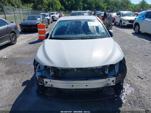 45274107 :رقم المزاد ، 4T1C11AK4RU216905 vin ، 2024 Toyota Camry Le مزاد بيع