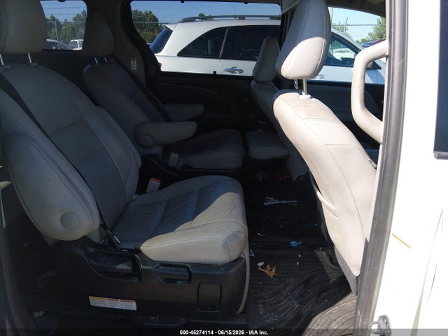 45274114 :رقم المزاد ، 5TDYK3DC4FS571080 vin ، 2015 Toyota Sienna Limited Premium 7 Passenger مزاد بيع