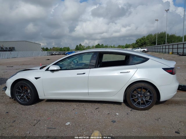 45274120 :رقم المزاد ، 5YJ3E1EA3MF982152 vin ، 2021 Tesla Model 3 Standard Range Plus Rear-wheel Drive مزاد بيع