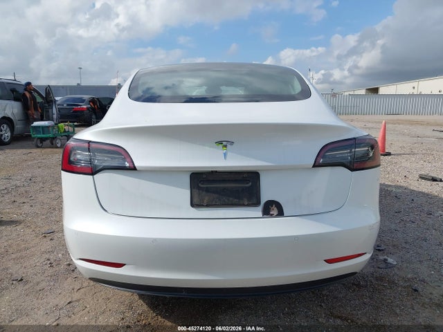 45274120 :رقم المزاد ، 5YJ3E1EA3MF982152 vin ، 2021 Tesla Model 3 Standard Range Plus Rear-wheel Drive مزاد بيع