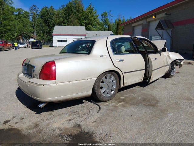 Aukcja sprzedaży 2003 Lincoln Town Car Cartier, vin: 1LNHM83W83Y649956, numer aukcji: 45274173