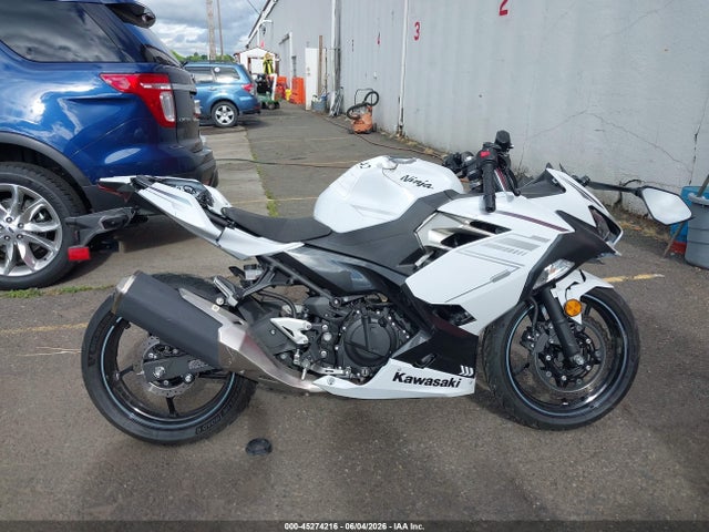 Kawasaki EX400 2023 JKAEXKH14PDAR7438 Image 12