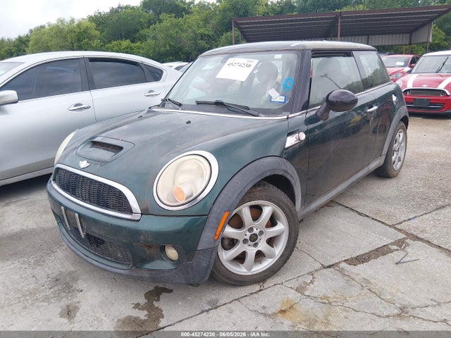Продаж на аукціоні авто 2009 Mini Cooper S, vin: WMWMF73589TT94310, номер лоту: 45274230
