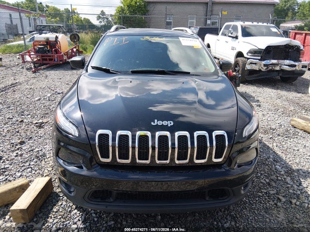 45274271 :رقم المزاد ، 1C4PJMCX7JD500906 vin ، 2018 Jeep Cherokee Latitude 4x4 مزاد بيع