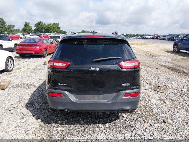45274271 :رقم المزاد ، 1C4PJMCX7JD500906 vin ، 2018 Jeep Cherokee Latitude 4x4 مزاد بيع