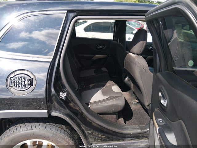 45274271 :رقم المزاد ، 1C4PJMCX7JD500906 vin ، 2018 Jeep Cherokee Latitude 4x4 مزاد بيع