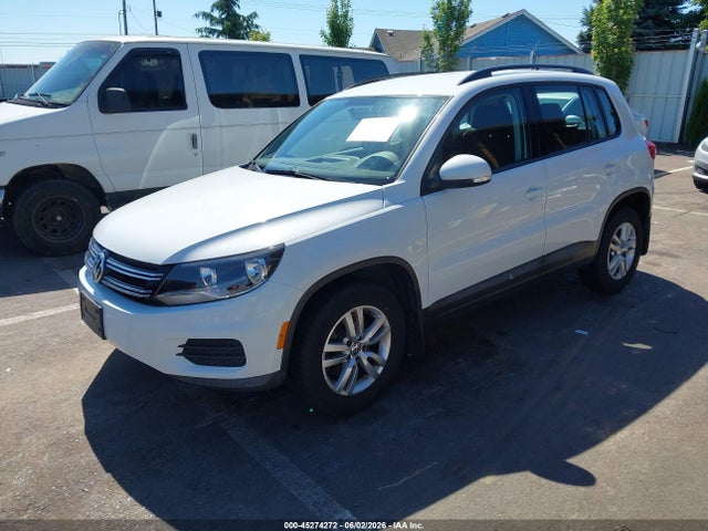 WVGAV7AX1FW541473 Volkswagen TIGUAN S