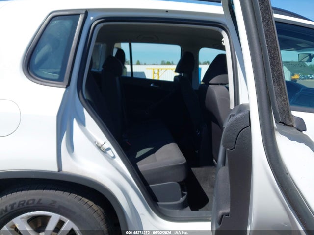 WVGAV7AX1FW541473 Volkswagen TIGUAN S