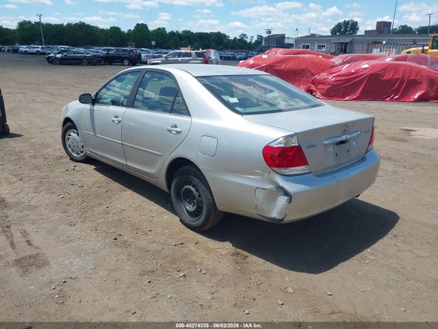 Продажа на аукционе авто 2005 Toyota Camry Std, vin: 4T1BE32K95U523197, номер лота: 45274335