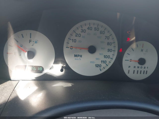 45274338 :رقم المزاد ، 1C4GJ25B21B151073 vin ، 2001 Chrysler Voyager مزاد بيع