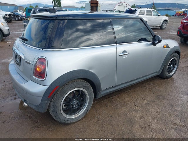 2007 Mini Cooper მანქანა იყიდება აუქციონზე, vin: WMWMF33517TT56892, აუქციონის ნომერი: 45274378