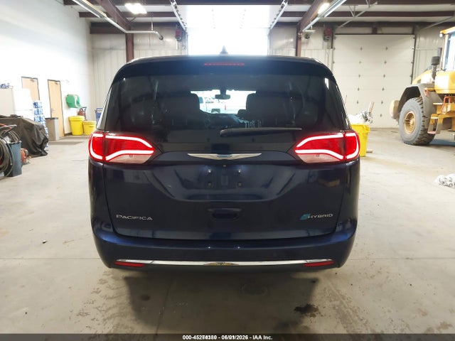 Chrysler Pacifica Hybrid Touring Plus 2018 2C4RC1H72JR276242 Image 16