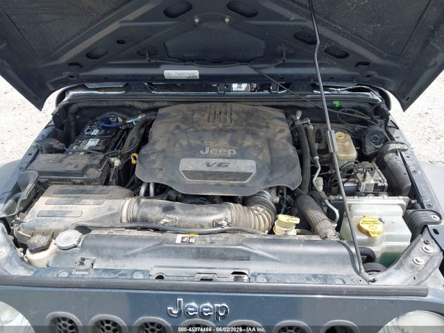 1C4BJWDG8HL584092 Jeep Wrangler Unlimited Sport 4x4