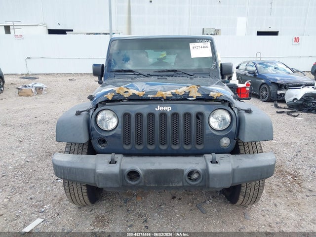 1C4BJWDG8HL584092 Jeep Wrangler Unlimited Sport 4x4